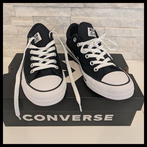 Converse Madison, women's size 8.5, NWB - Picture 1 of 12